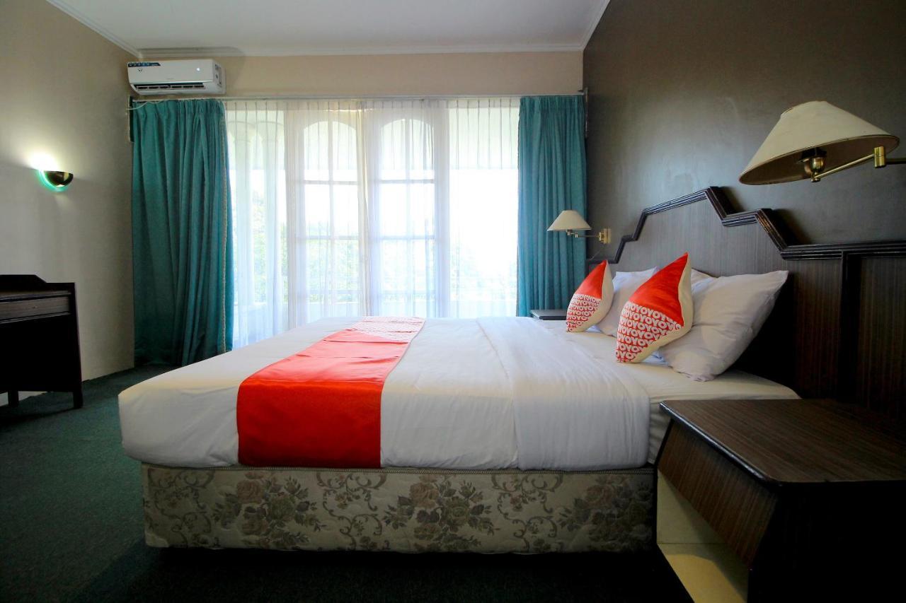 Oyo 2360 Hotel Rio Bengkulu Kültér fotó