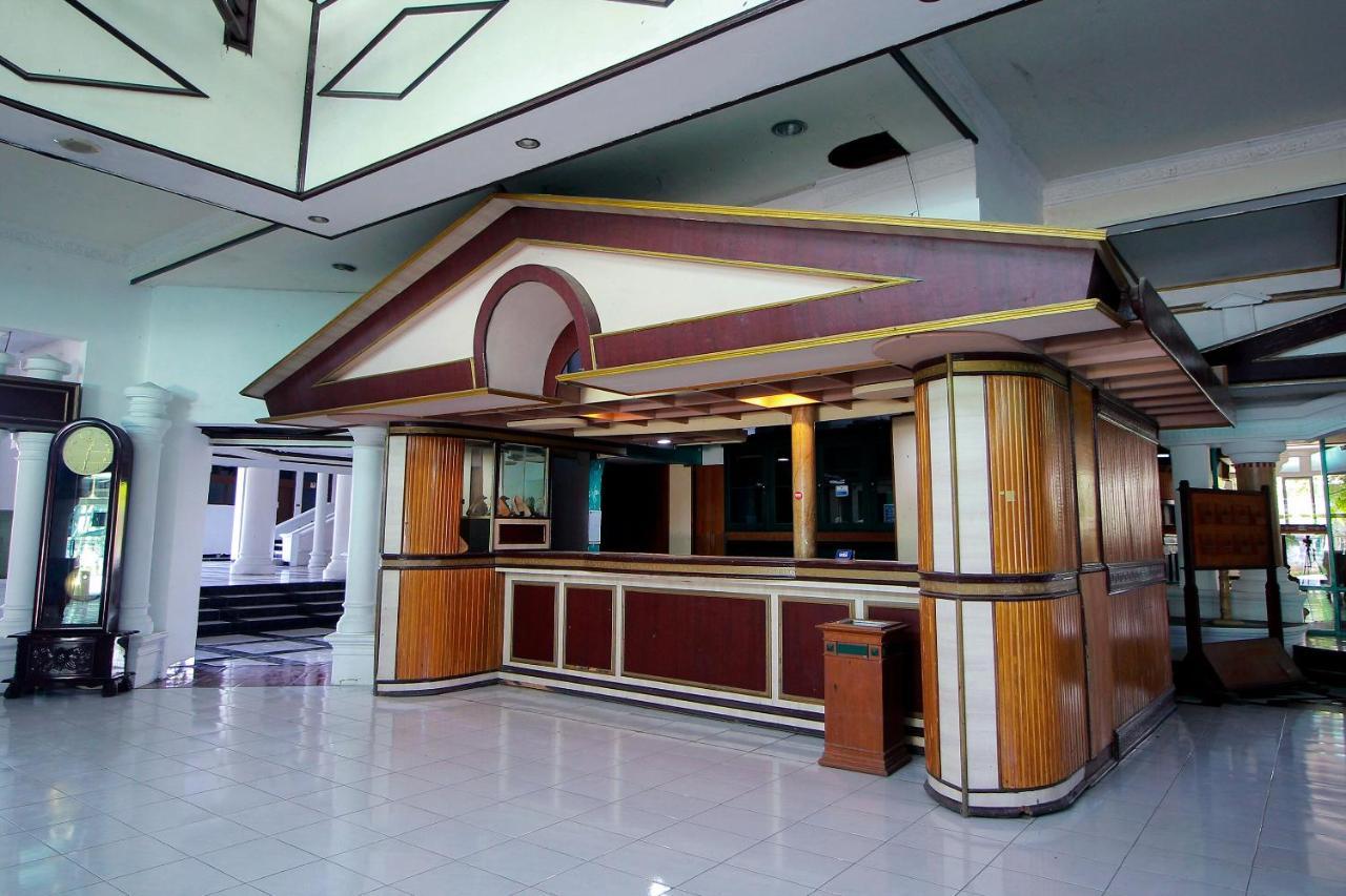 Oyo 2360 Hotel Rio Bengkulu Kültér fotó