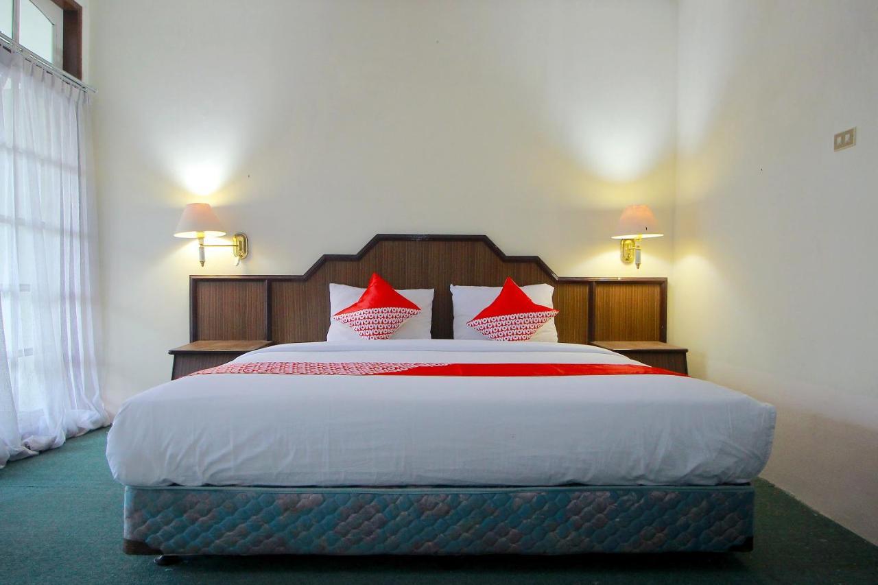 Oyo 2360 Hotel Rio Bengkulu Kültér fotó