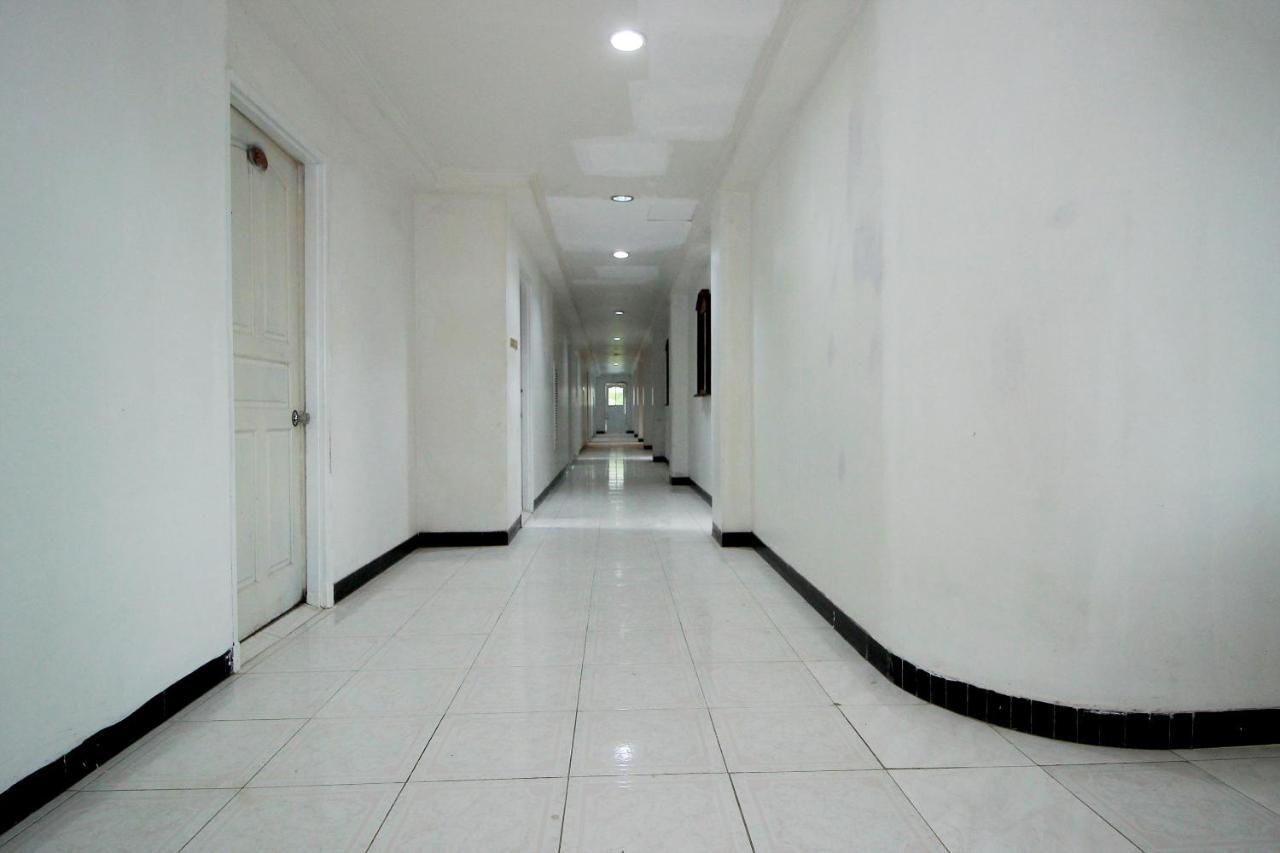 Oyo 2360 Hotel Rio Bengkulu Kültér fotó
